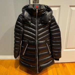 Mackage Larena kids down fill puffer coat / jacket